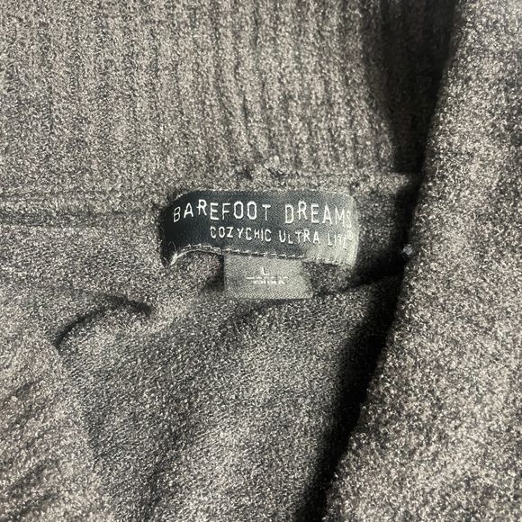 Barefoot Dreams Large Gray Belted Cardigan Ulta‎ Light Pockets - Picture 2 of 5